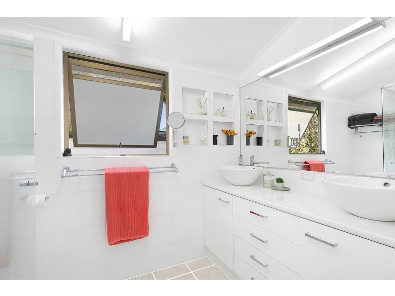 28 Cunningham Crescent, Nambour QLD 4560