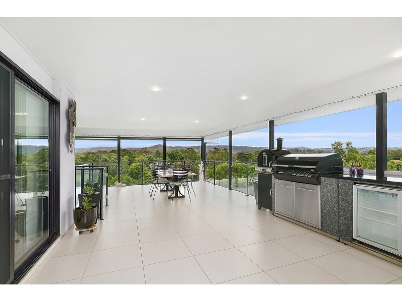 12 Longview Place, Woombye QLD 4559