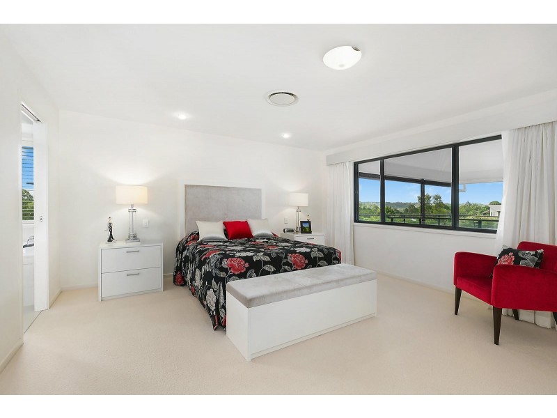 12 Longview Place, Woombye QLD 4559