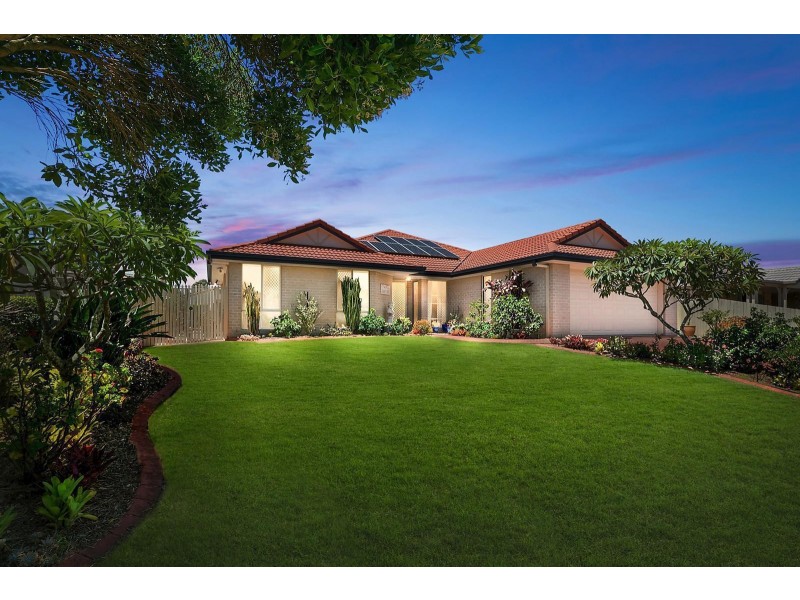 10 Gradorean Street, Pelican Waters QLD 4551