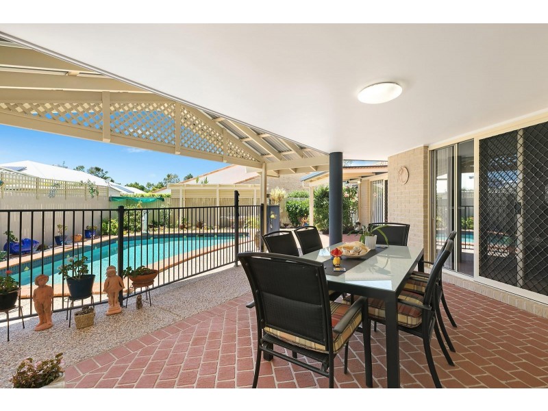 10 Gradorean Street, Pelican Waters QLD 4551