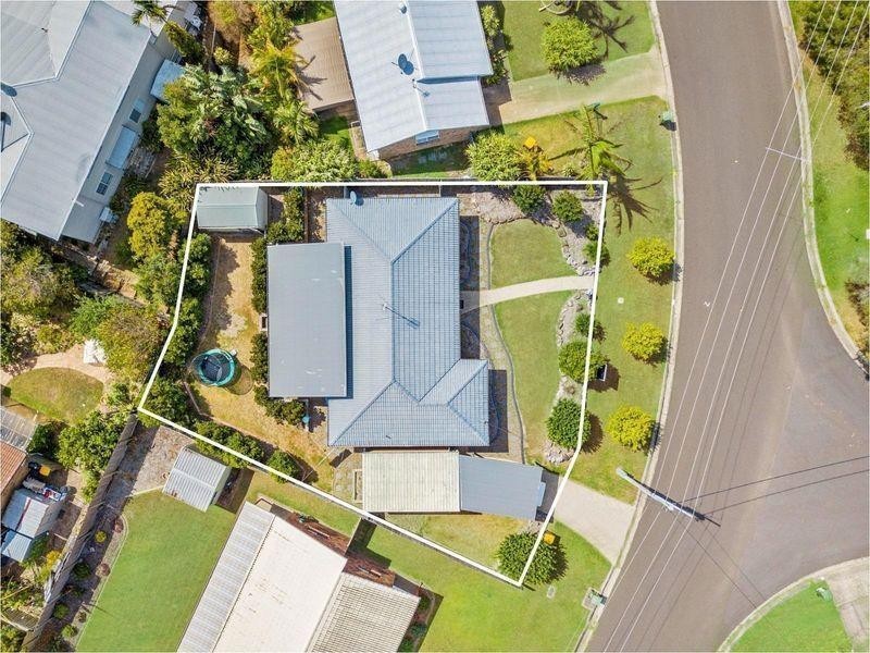 8 Biscayne Drive, Coolum Beach QLD 4573