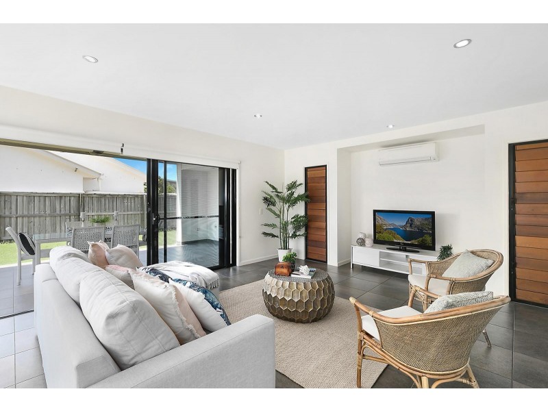 5 Reef Court, Birtinya QLD 4575