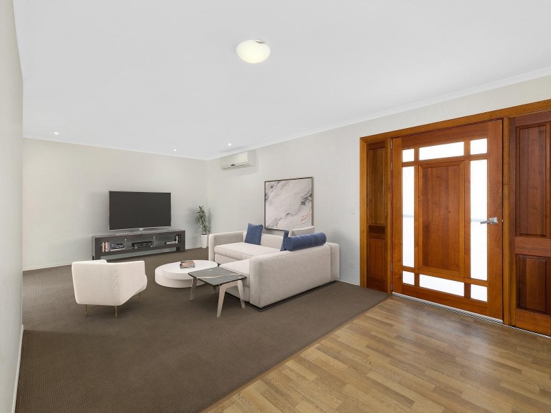 11 Werona Street, Buddina QLD 4575