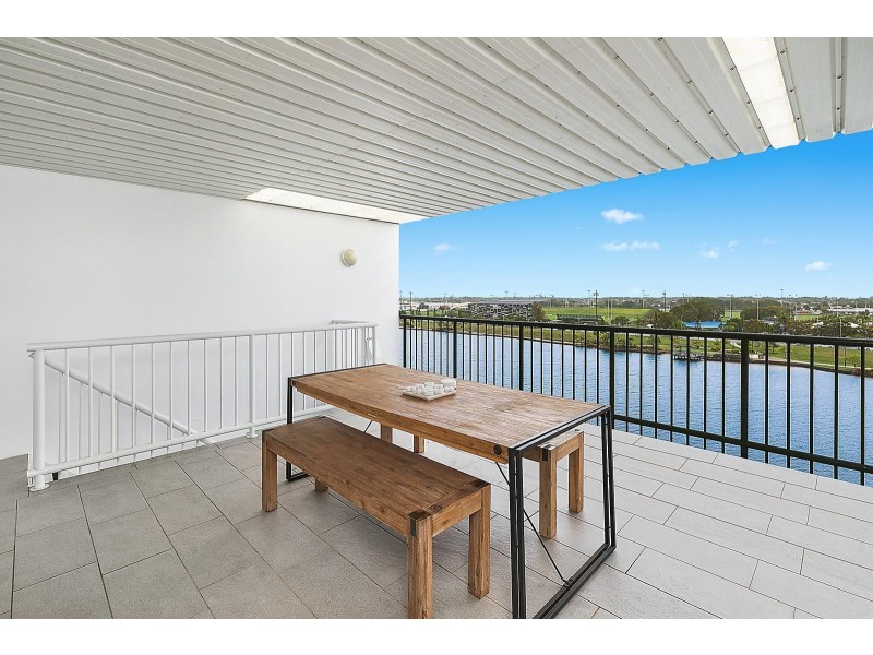 61/11 Innovation Parkway, Birtinya QLD 4575