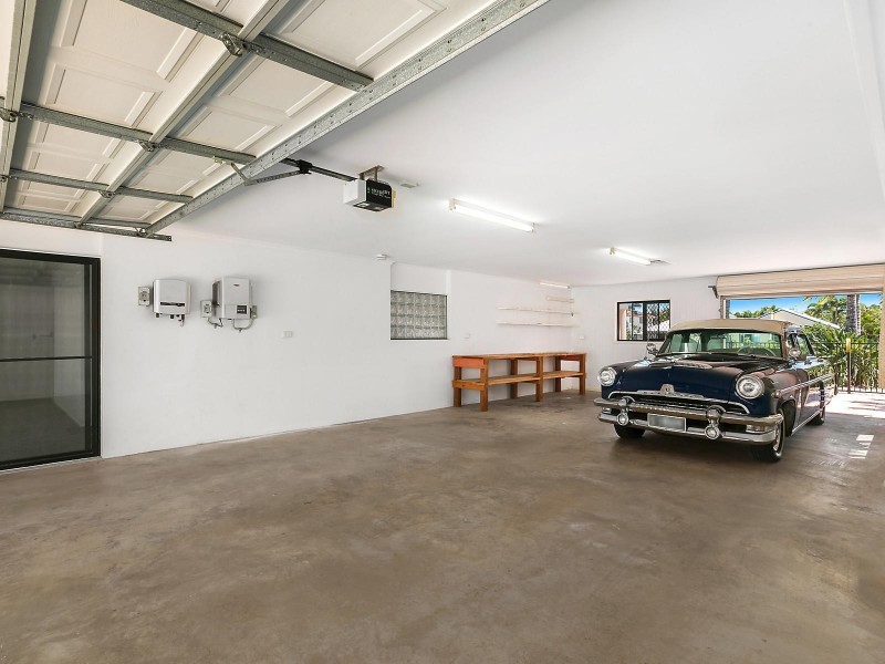 5-7 Glenwood Place, Twin Waters QLD 4564