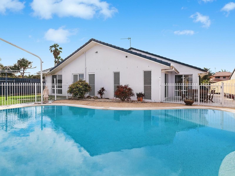 13 Blue Haven Court, Bokarina QLD 4575