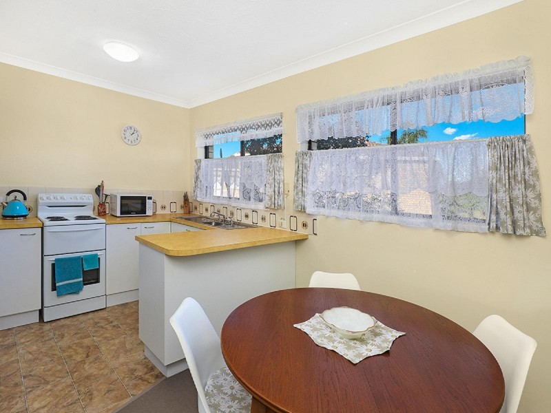 1/89 Goonawarra Drive, Mooloolaba QLD 4557