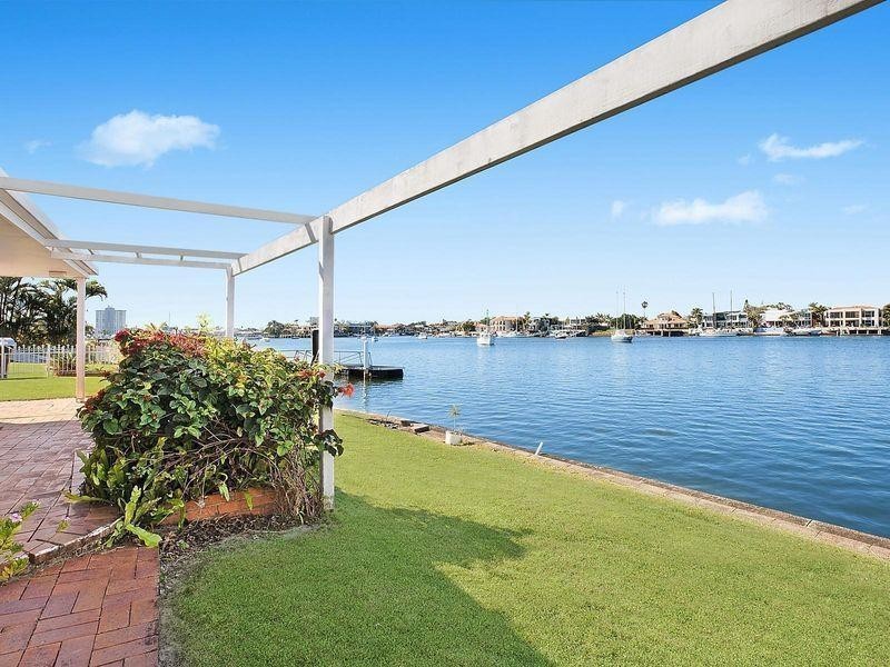 49 Carwoola Crescent, Mooloolaba QLD 4557