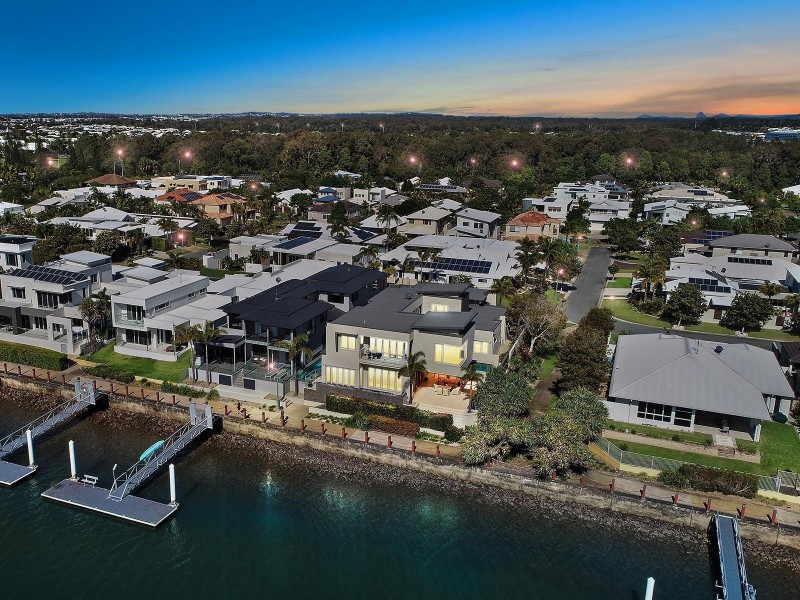 25 Cuba Court, Kawana Island QLD 4575