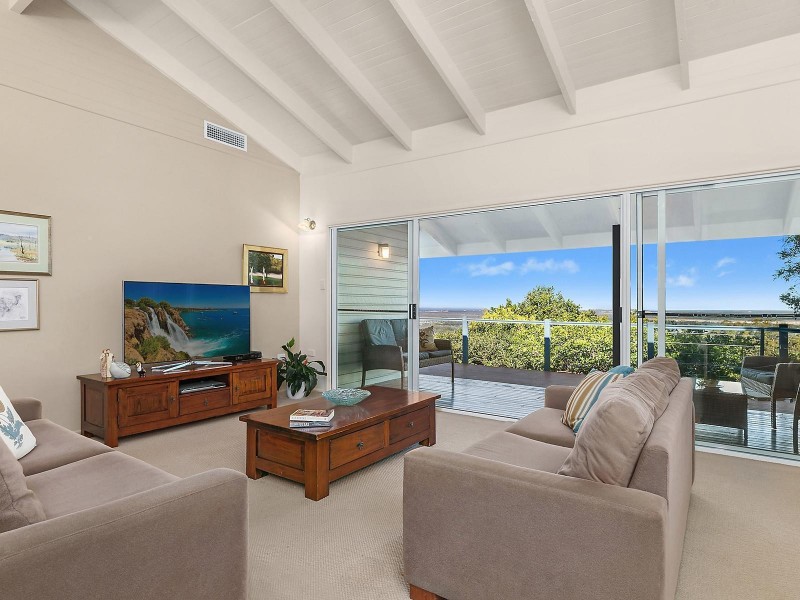 12 Highland Place, Buderim QLD 4556