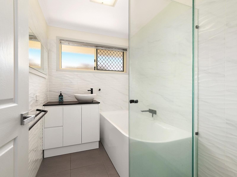 42 Glenlea Drive, Maroochydore QLD 4558