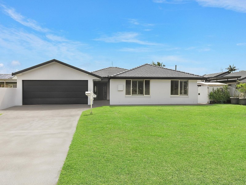 42 Glenlea Drive, Maroochydore QLD 4558