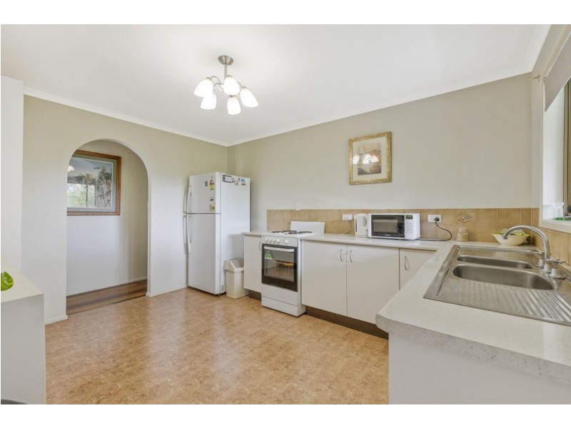 235 Panorama Drive, Rosemount QLD 4560