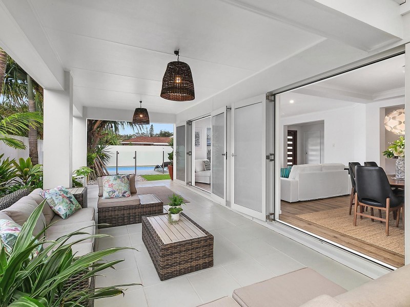 10 Bareena Place, Warana QLD 4575