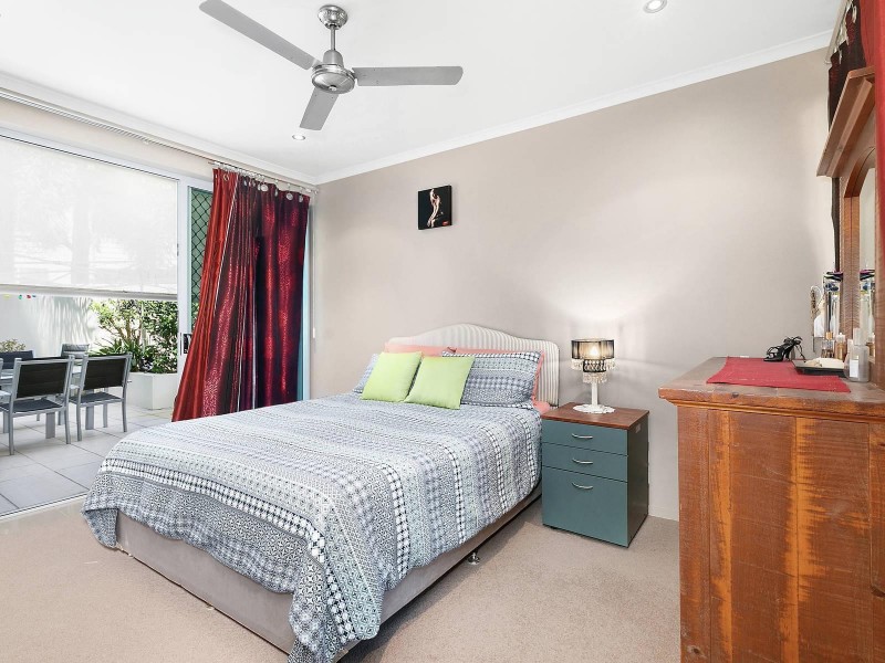 2/93 Landsborough Parade, Golden Beach QLD 4551