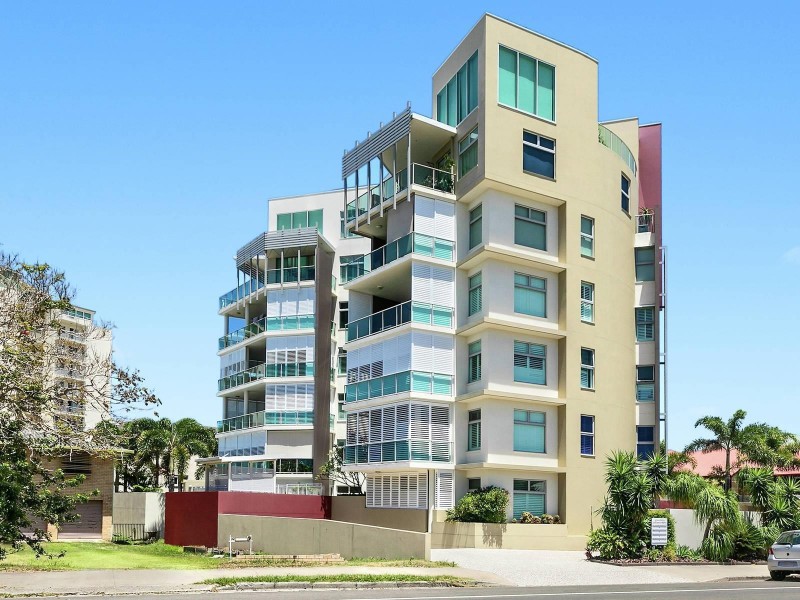 2/93 Landsborough Parade, Golden Beach QLD 4551