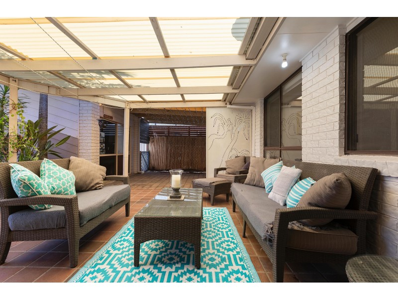 11 Bareena Place, Warana QLD 4575