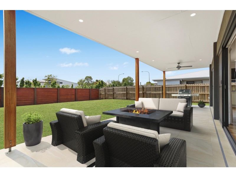 4 Endurance Place, Birtinya QLD 4575