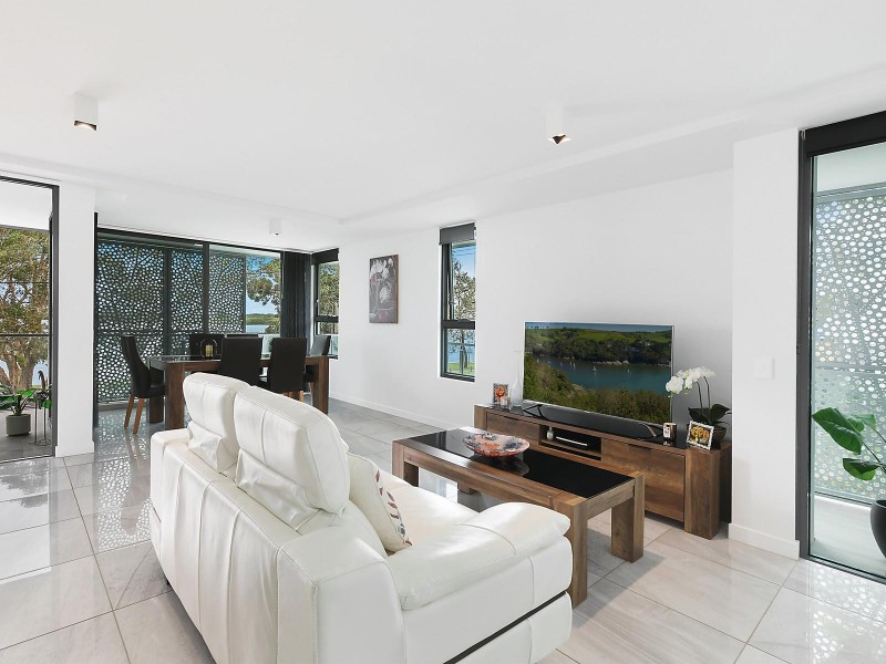 202/34 Picnic Point Esplanade, Maroochydore QLD 4558