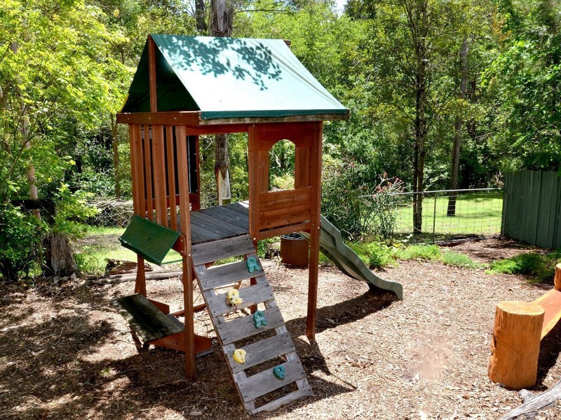 9 Parkwood Avenue, Camira QLD 4300