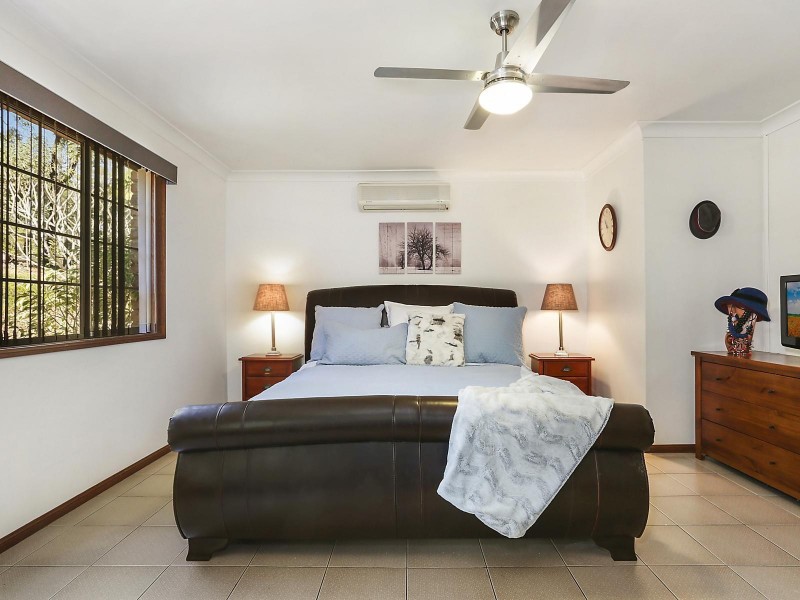 9 Parkwood Avenue, Camira QLD 4300