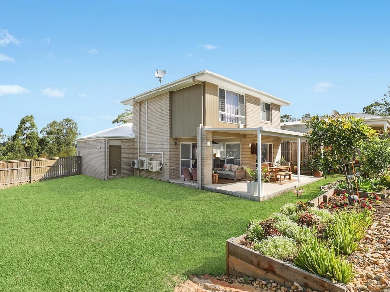 21 Catchlove Crescent, Augustine Heights QLD 4300