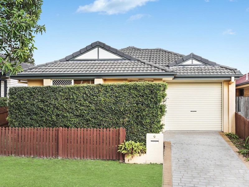 9 Alfred Place, Springfield Lakes QLD 4300