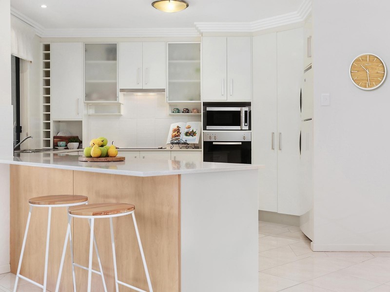 31 Ambrose Drive, Augustine Heights QLD 4300