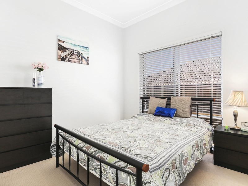 8 Alton Towers Street, Springfield Lakes QLD 4300