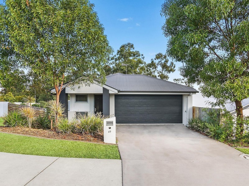 69 Francisca Drive, Augustine Heights QLD 4300