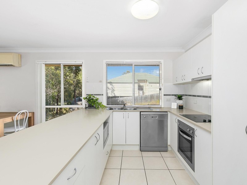 21 Heathwood Place, Collingwood Park QLD 4301