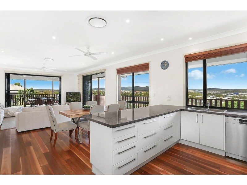 10 Greenwood Street, Springfield Lakes QLD 4300