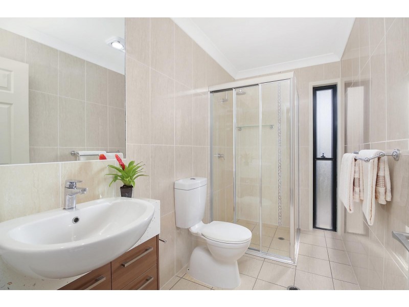 10 Greenwood Street, Springfield Lakes QLD 4300