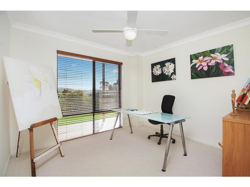 10 Greenwood Street, Springfield Lakes QLD 4300