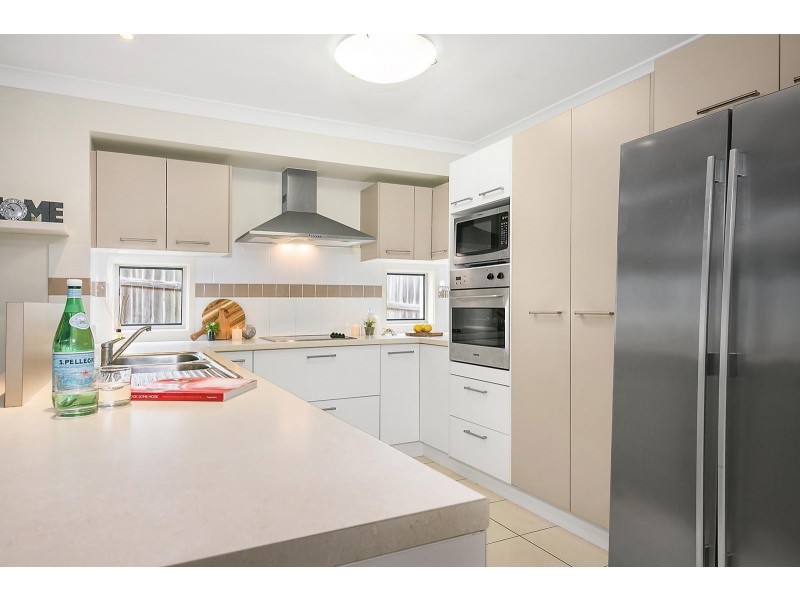 19 Speckled Circuit, Springfield Lakes QLD 4300