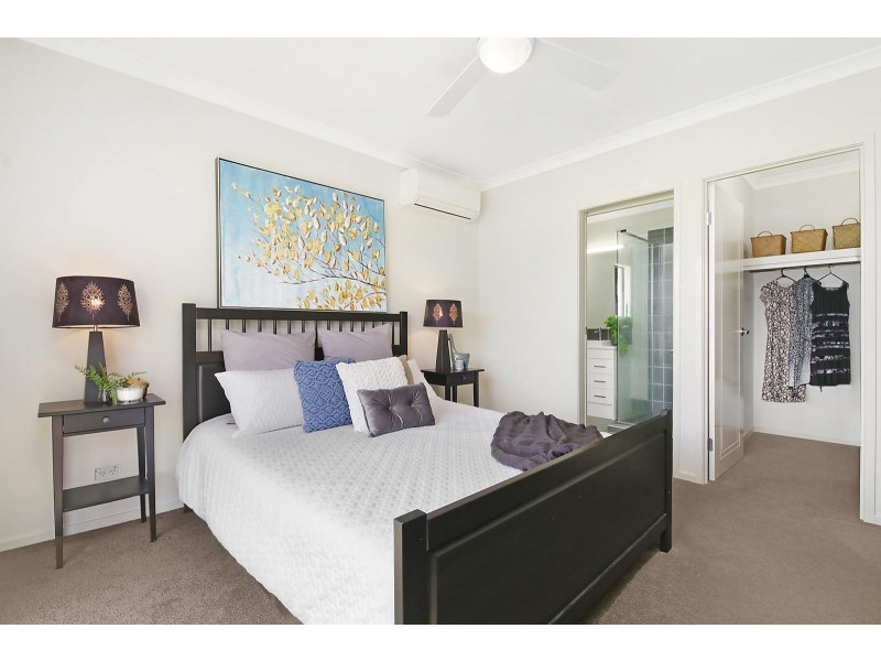 44 Regents Drive, Redbank Plains QLD 4301