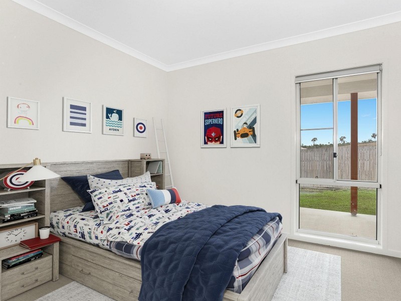 8 Serenity Street, South Ripley QLD 4306