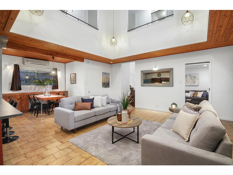 9-11 Rita Court, Bellbird Park QLD 4300