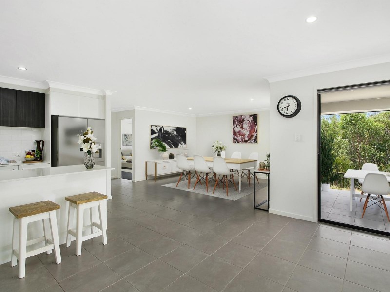 32 Fitzpatrick Circuit, Augustine Heights QLD 4300