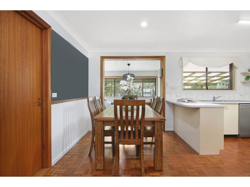 16 Moss Road, Camira QLD 4300