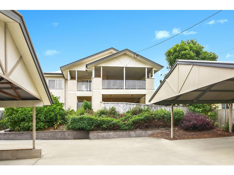 2/33 Law Street South, Redbank QLD 4301