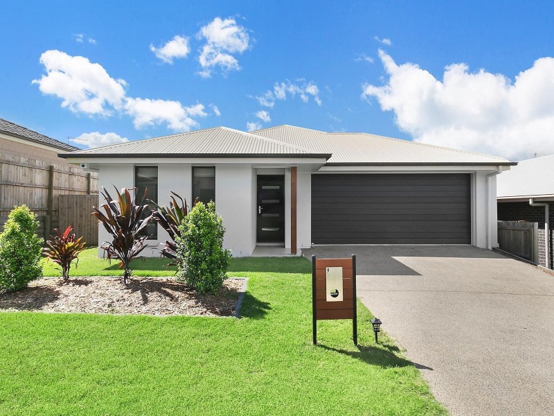 9 Starling Street, Deebing Heights QLD 4306