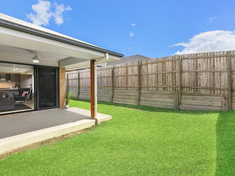 9 Starling Street, Deebing Heights QLD 4306
