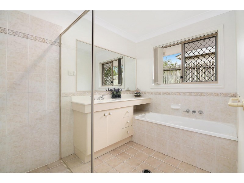 13 Lacey Street, Camira QLD 4300