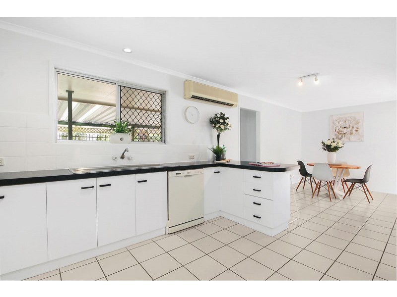 5 Barbara Street, Camira QLD 4300