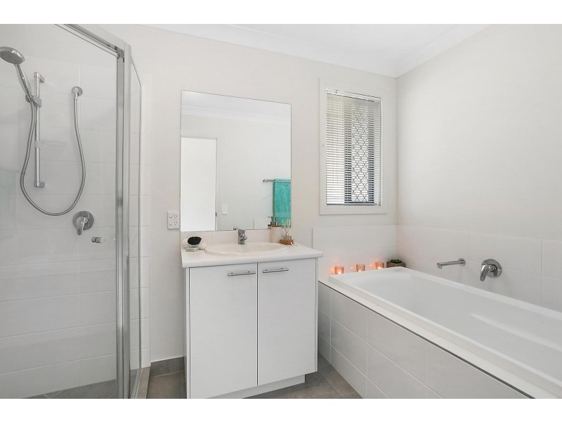 26 Heartwood Street, Spring Mountain QLD 4124