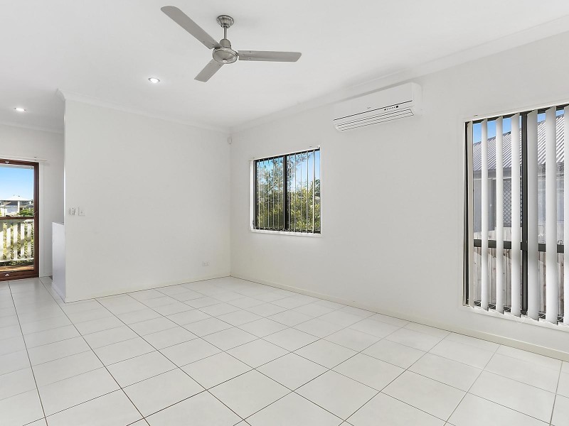 41 Waterside Drive, Springfield Lakes QLD 4300