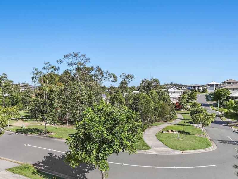 41 Waterside Drive, Springfield Lakes QLD 4300