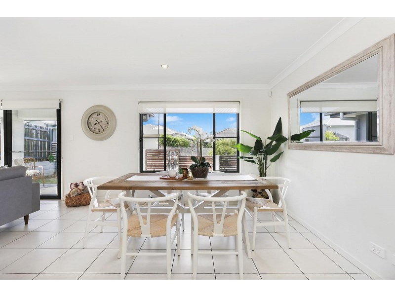 11 Fitzpatrick Circuit, Augustine Heights QLD 4300
